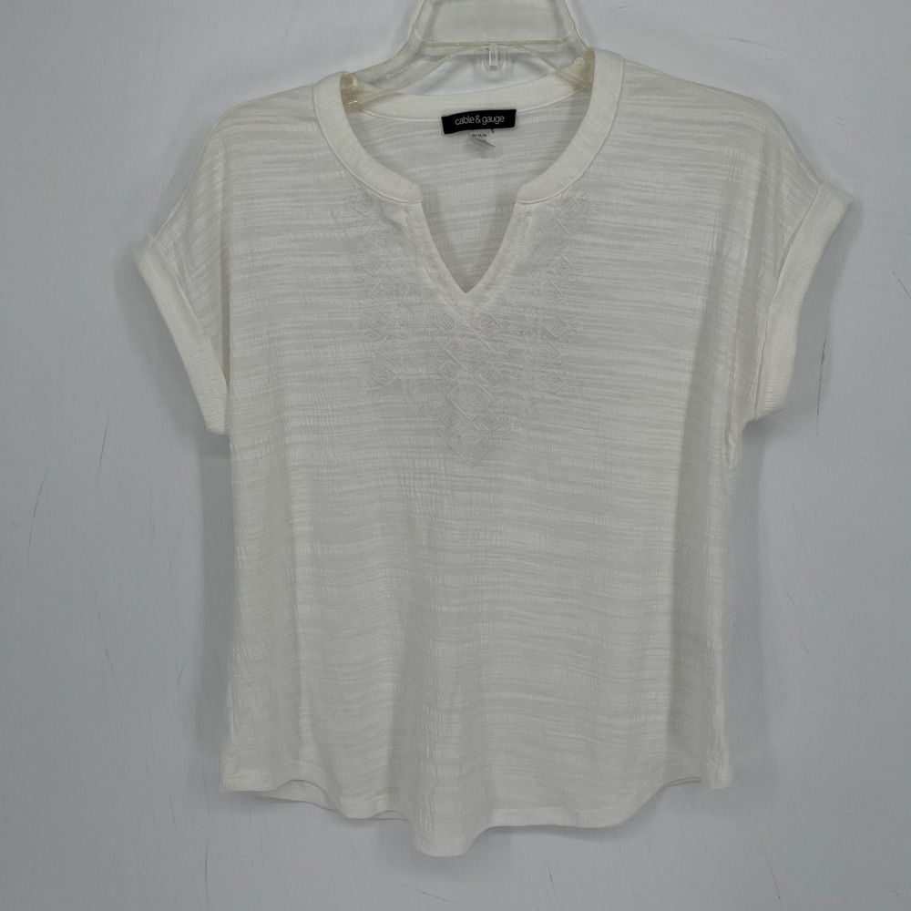 Cable & Gauge Women's White Embroidered Split Neck Cap Sleeve Boho Top Size M